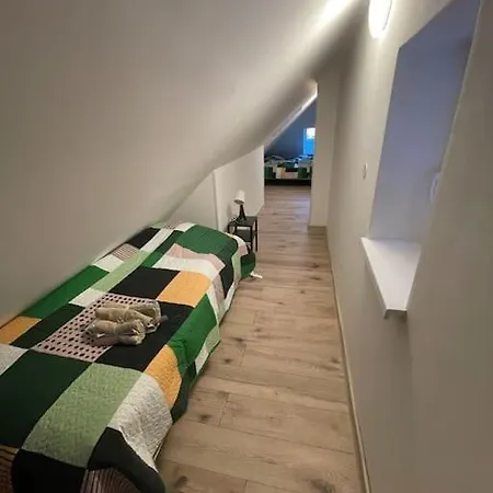 Francis Ii - Center 아파트 *