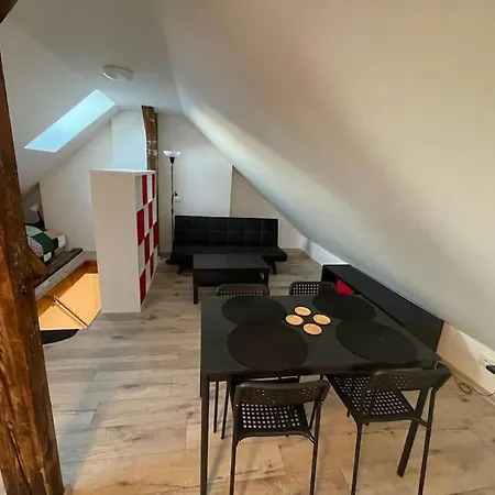 Francis Ii - Center 카를로비바리